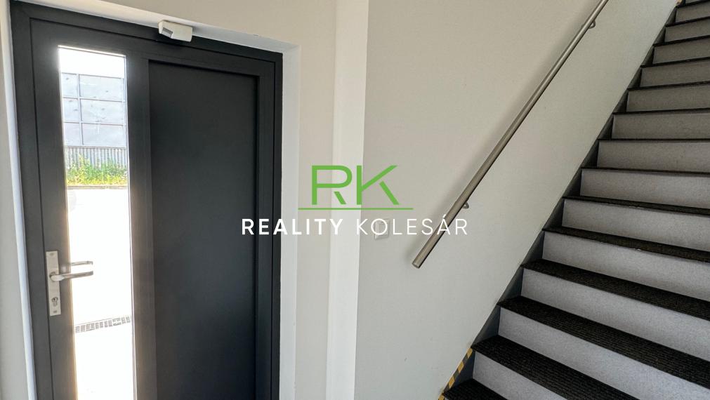 Reality Kolesár prenajíma SKLADOVÚ HALU Jarmočná v KE JUH