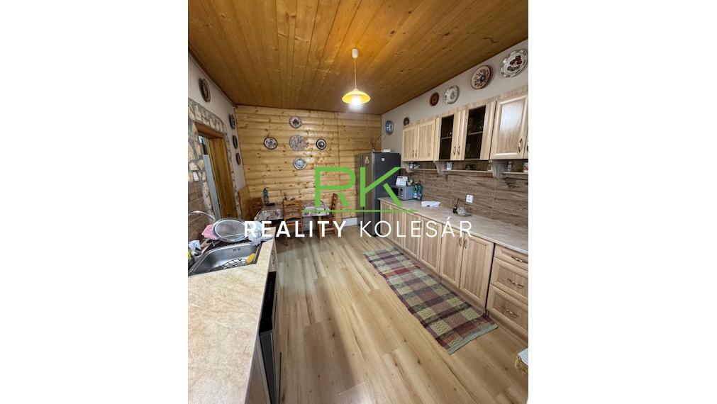 Kolesár reality predáva rodinný dom v obci Hidvégardó