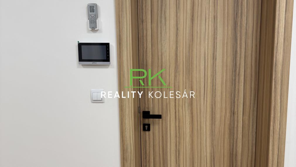 RealityKolesár prenajíma priestor 50m2 Dunajská pri SPP Košice IV JUH.