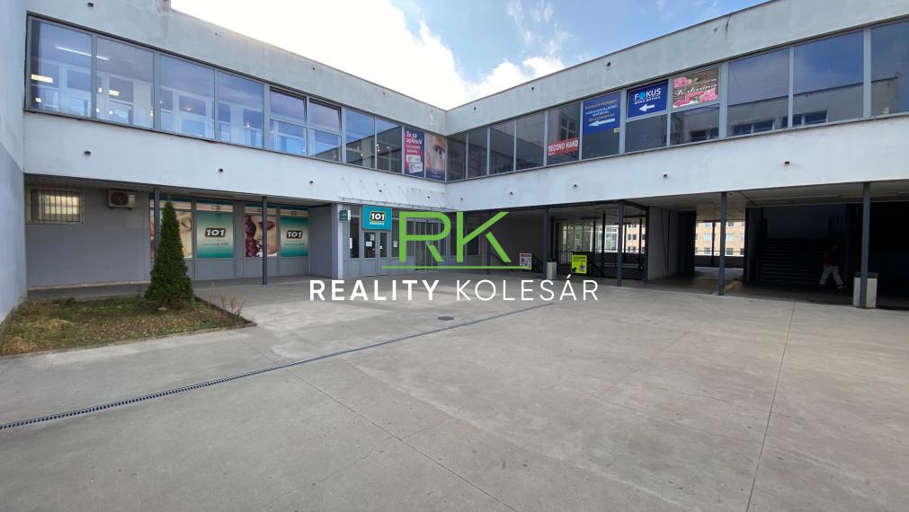 RealityKolesár prenajíma priestor 389 m2 v OC Torysa Jaltská Furča.