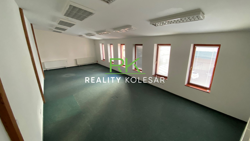 RealityKolesár prenajíma kancelárie 235 m2 Vrátna, centrum KE I.