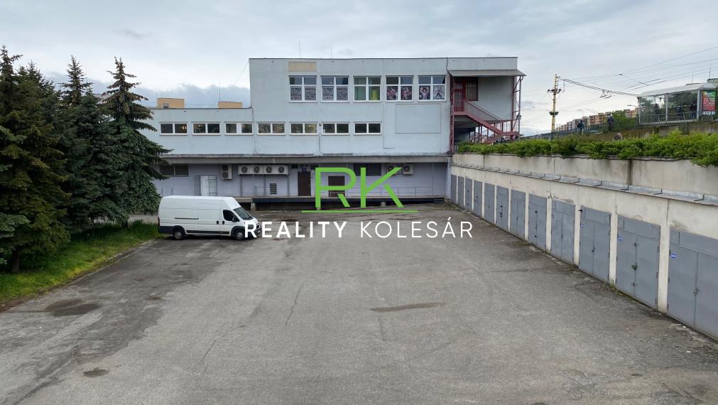 RealityKolesár prenajíma priestor 389 m2 v OC Torysa Jaltská Furča.