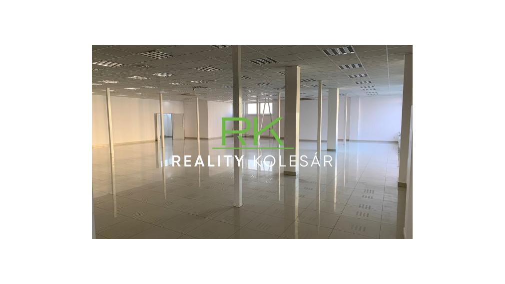 RealityKolesár prenajíma priestor 389 m2 v OC Torysa Jaltská Furča.