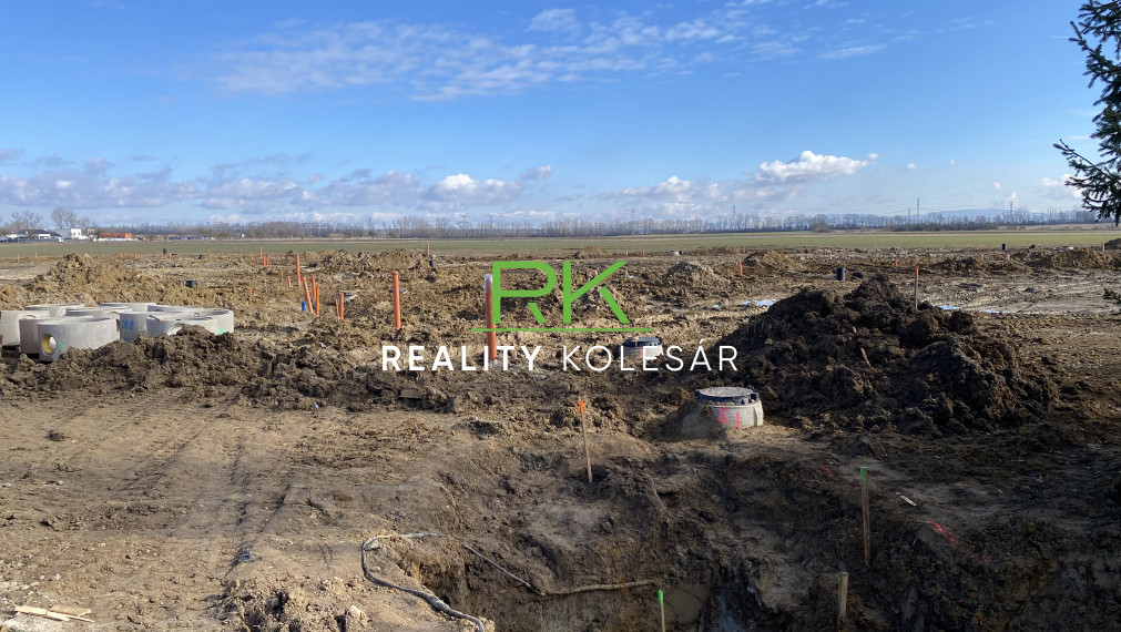RealityKolesár ponúka na predaj pozemky, Mokrance, KE okolie