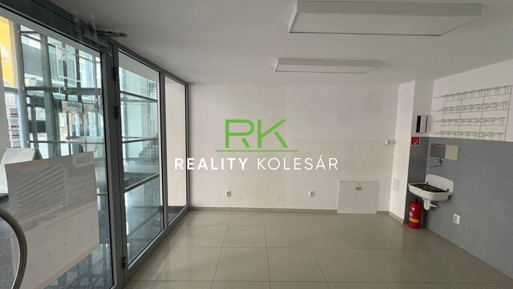 Reality Kolesár prenajíma obchodný priestor Gastrodom centrum mesta Mlynská ulica Košice