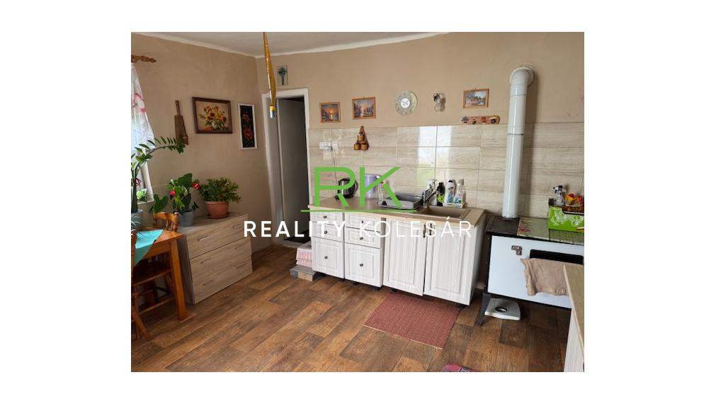 Kolesár reality predáva rodinný dom v obci Hidvégardó