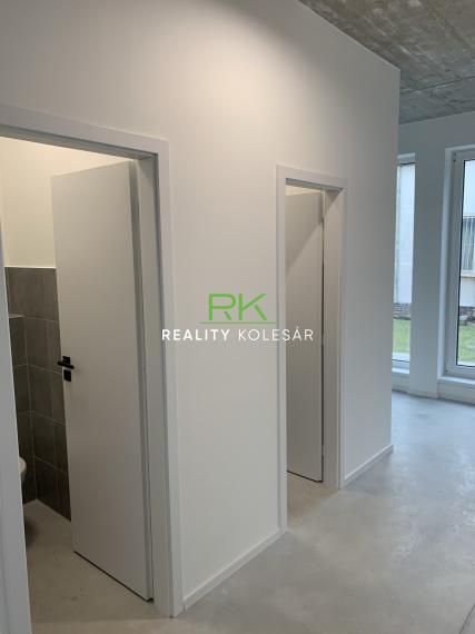 RealityKolesár prenajíma obchodno-admin priestor 131 m2 Jarmočná KE JUH