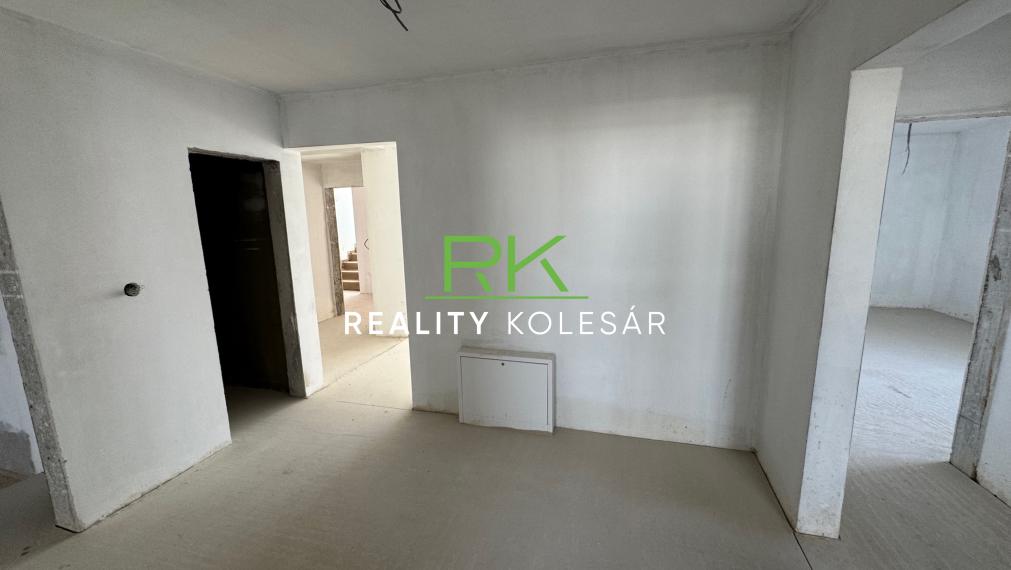 Na predaj 4 i byt Trebišov Československej armády.