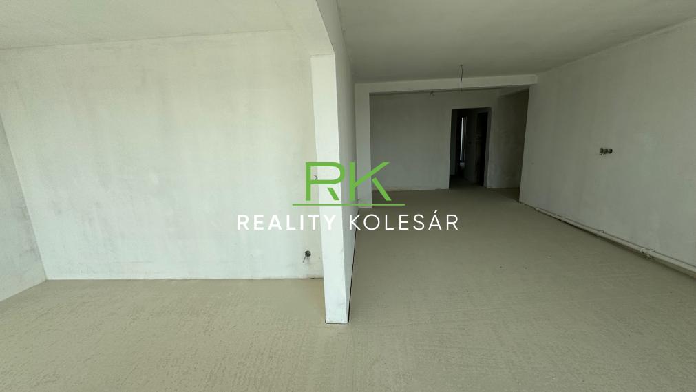 Na predaj 4 i byt Trebišov Československej armády.