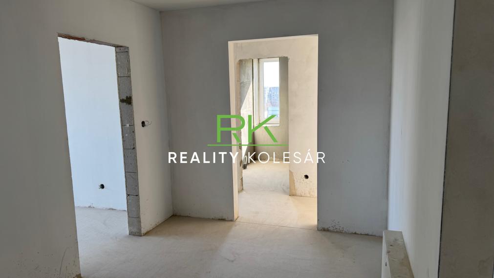 Na predaj 4 i byt Trebišov Československej armády.