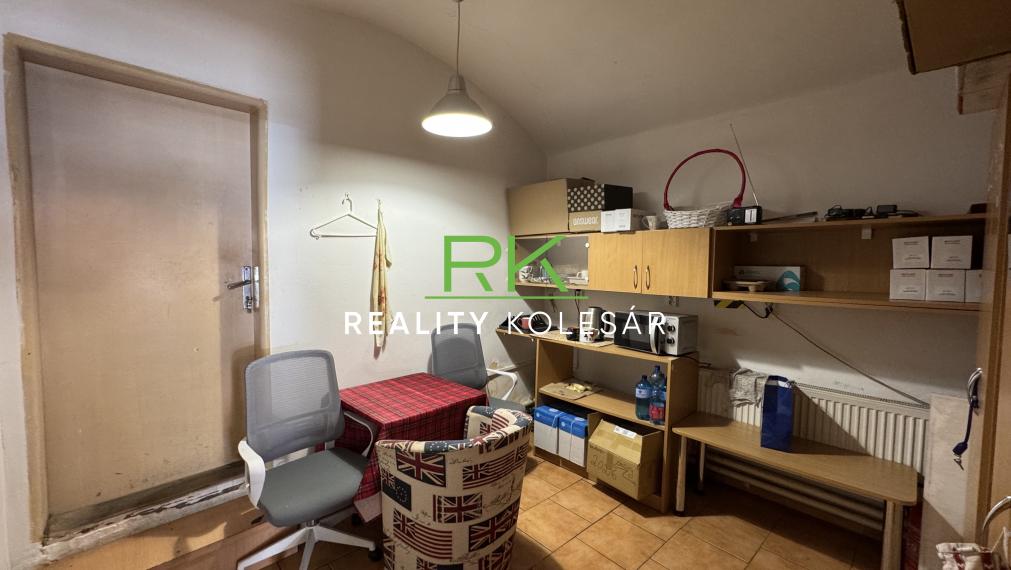 RealityKolesár prenajíma obchodný priestor 50 m2 Alžbetina centrum KE I.