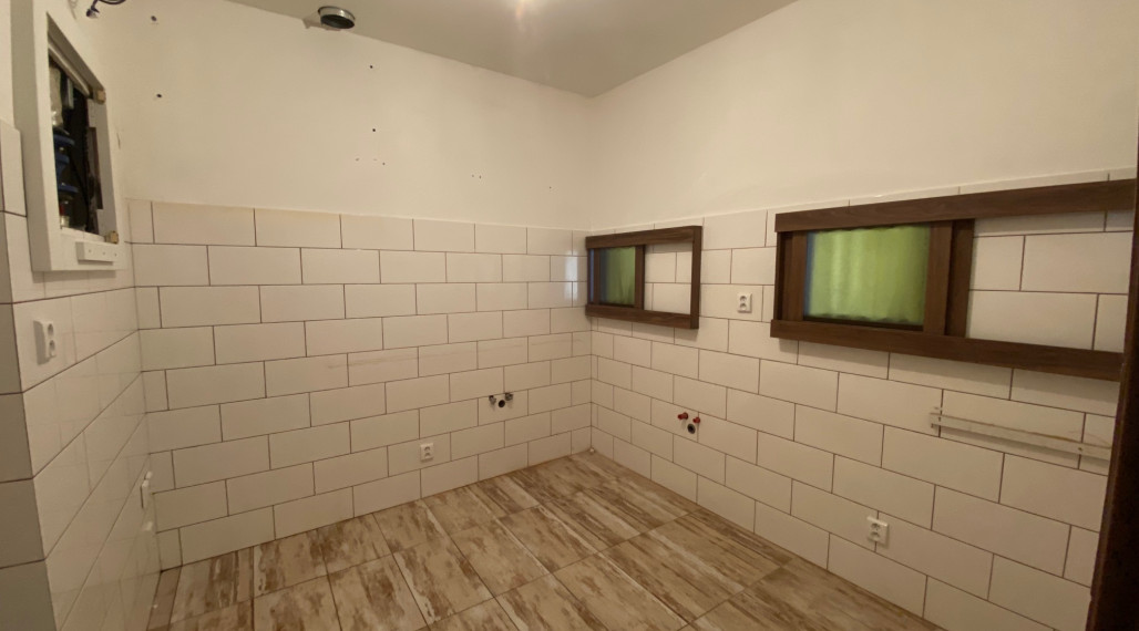 RealityKolesár prenajíma priestor 170 m2 v OC Torysa Jaltská Furča.