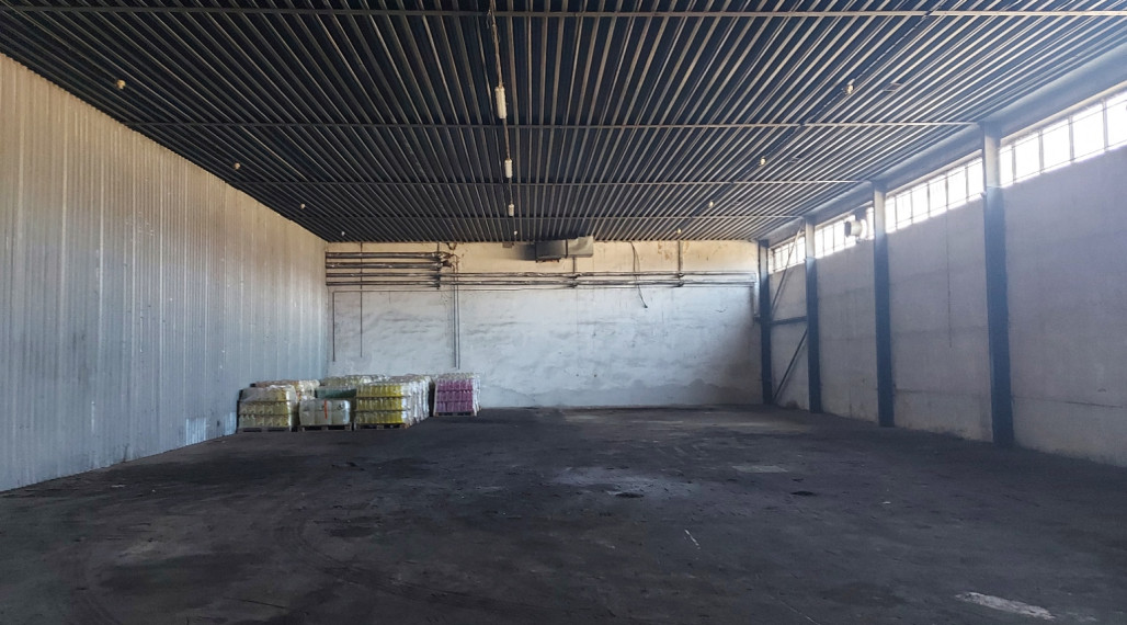 RealityKolesár prenajíma sklad 400 m2 Nad Jazerom Košice IV