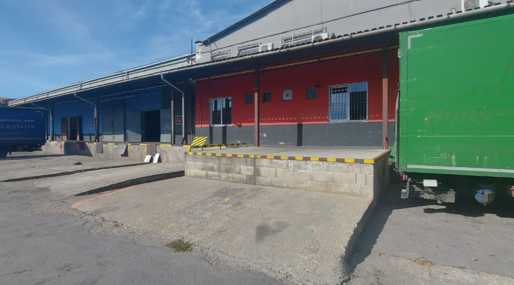 RealityKolesár prenajíma sklad 3842 m2 Nad Jazerom Košice IV
