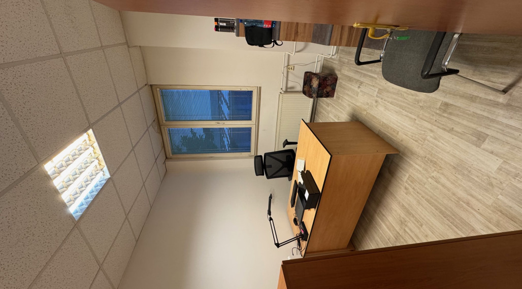 Reality Kolesár prenajíma 1265 m2 Halu-sklad Barca