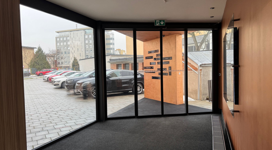 RealityKolesár prenajíma priestor 89m2 Dunajská pri SPP Košice IV JUH.