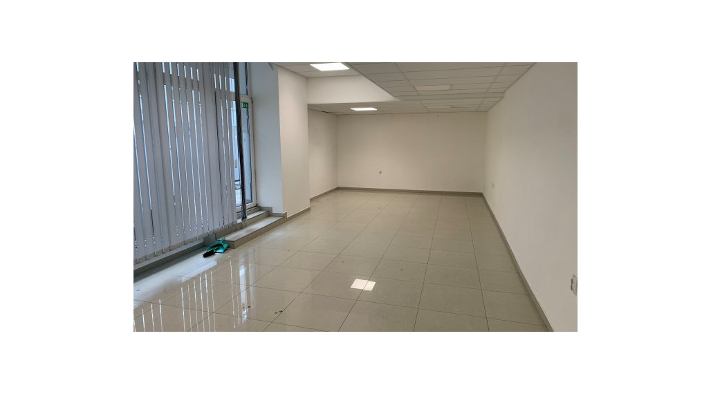 Reality Kolesár prenajíma priestor 163 m2 Mlynská ulica Centrum