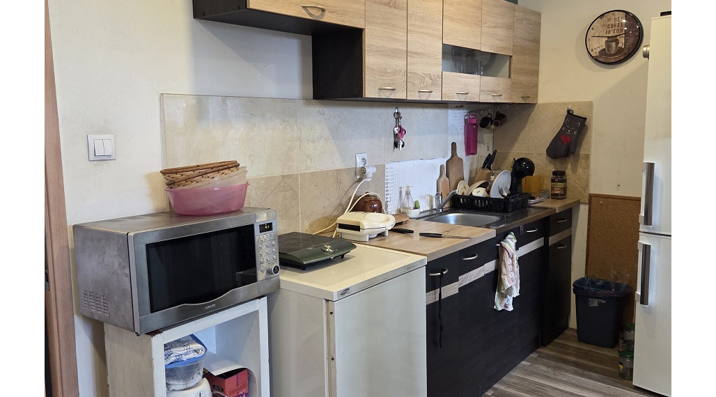 RealityKolesár prenajíma sklad 393 m2 kancelárie 130 m2 Textilná Jazero Košice IV.
