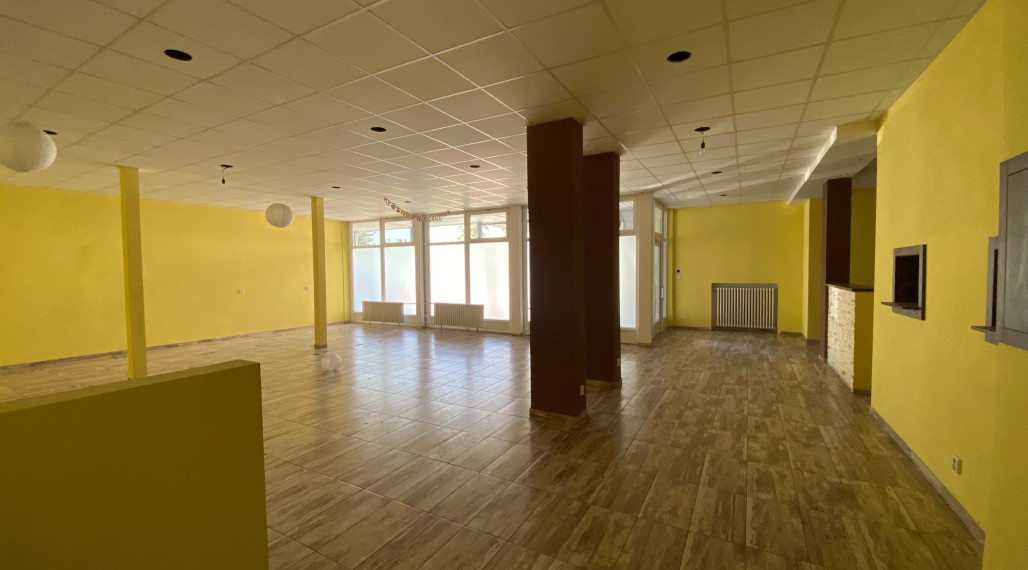 RealityKolesár prenajíma priestor 170 m2 v OC Torysa Jaltská Furča.