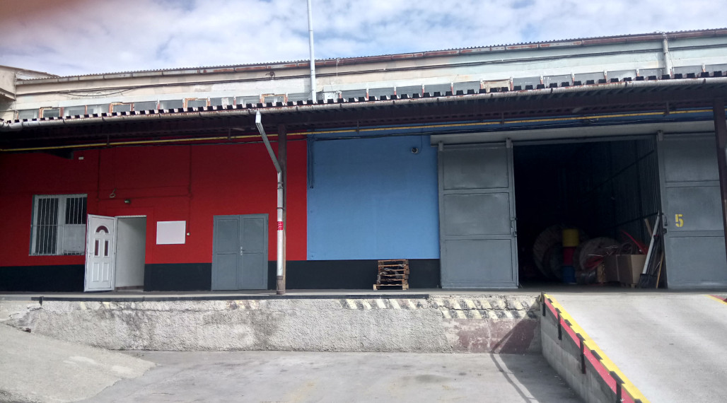 Reality Kolesár prenajíma sklad 850 m2 Juh - Jazero