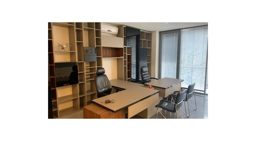 Reality Kolesár prenajíma priestor 163 m2 Mlynská ulica Centrum