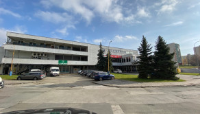 RealityKolesár prenajíma priestor 389 m2 v OC Torysa Jaltská Furča.
