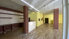 RealityKolesár prenajíma priestor 170 m2 v OC Torysa Jaltská Furča.