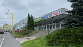 RealityKolesár prenajíma priestor 389 m2 v OC Torysa Jaltská Furča.