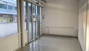 RealityKolesár prenajíma priestor 389 m2 v OC Torysa Jaltská Furča.