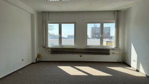 RealityKolesár prenajíma kancelársky priestor 36m2 a 25m2 Rumunská KE JUH.