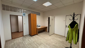 Reality Kolesár prenajíma 1265 m2 Halu-sklad Barca