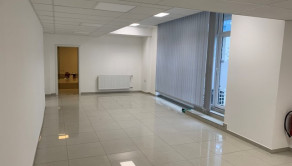 Reality Kolesár prenajíma priestor 163 m2 Mlynská ulica Centrum