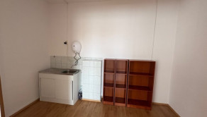 Reality Kolesár prenajíma priestor 42m2 Mlynská centrum