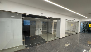 Reality Kolesár prenajíma priestor 36 m2 OC Gastrodom Mlynská KE centrum