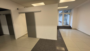 Reality Kolesár prenajíma priestor 36 m2 OC Gastrodom Mlynská KE centrum