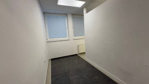 Reality Kolesár prenajíma priestor 36 m2 OC Gastrodom Mlynská KE centrum
