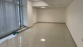 Reality Kolesár prenajíma priestor 163 m2 Mlynská ulica Centrum