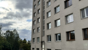 RealityKolesár predáva 3 izbový byt Dénešova KVP KE II. Západ - fotografia 1