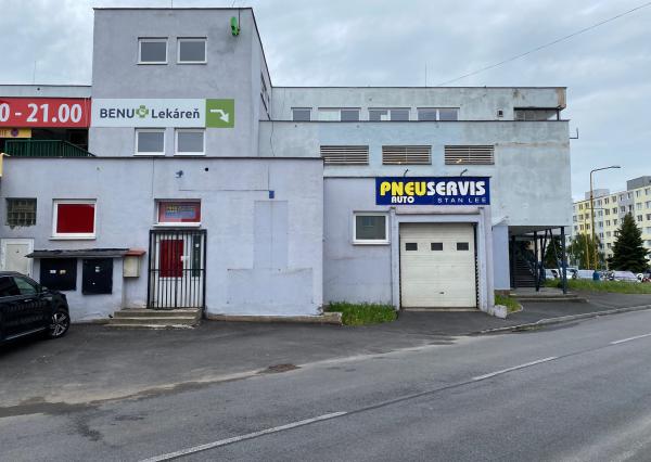 RealityKolesár prenajíma priestor 100 m2 v OC Torysa Jaltská Furča.