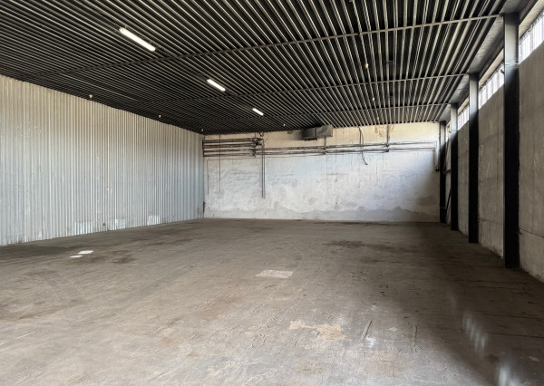 RealityKolesár prenajíma sklad 400 m2 Nad Jazerom Košice IV