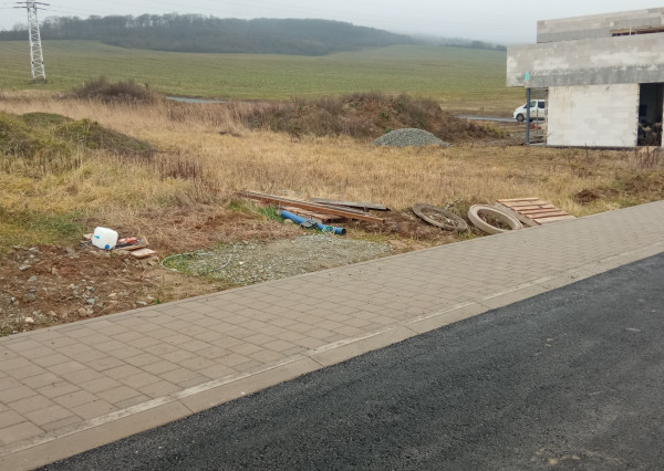 RealityKolesár predáva pozemok 590 m2, Hrašovík, KE okolie