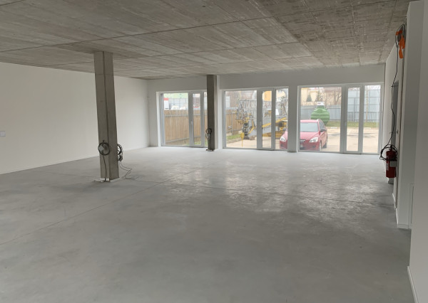 RealityKolesár prenajíma obchodno-admin priestor 131 m2 Jarmočná KE JUH