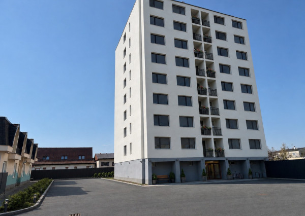 Na predaj 4 i byt 133 m2 Trebišov Čsl. armády