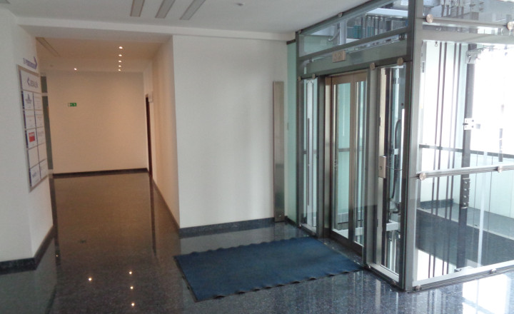Reality Kolesár prenajíma priestor 42m2 Mlynská centrum - fotografia 7