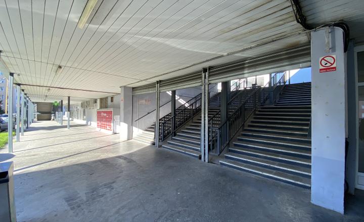 RealityKolesár prenajíma priestor 389 m2 v OC Torysa Jaltská Furča. - fotografia 4