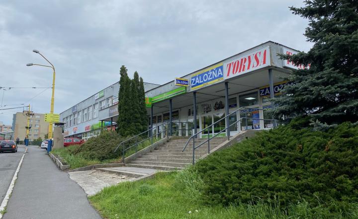 RealityKolesár prenajíma priestor 389 m2 v OC Torysa Jaltská Furča. - fotografia 7