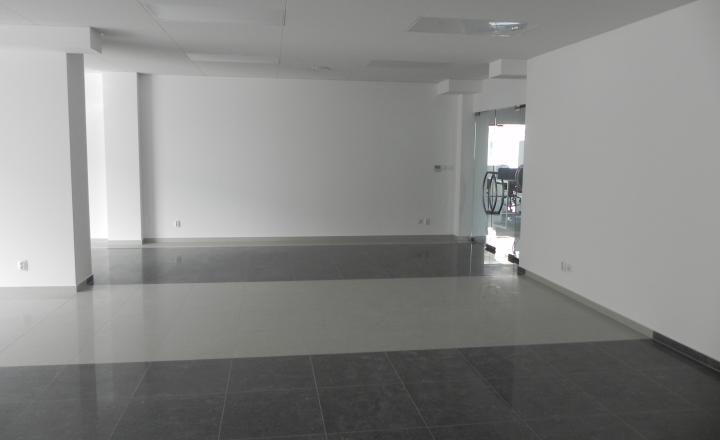 Reality Kolesár prenajíma priestor 163 m2 Mlynská ulica Centrum - fotografia 4