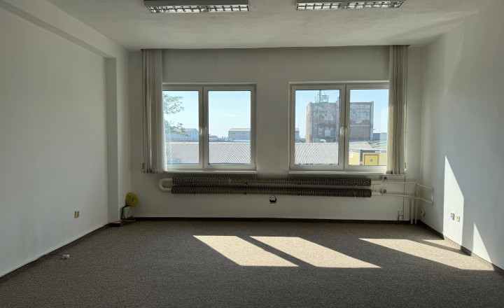 RealityKolesár prenajíma kancelársky priestor 36m2 a 25m2 Rumunská KE JUH. - fotografia 1