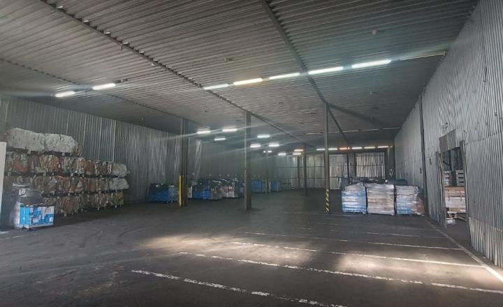 RealityKolesár prenajíma sklad 3842 m2 Nad Jazerom Košice IV - fotografia 10