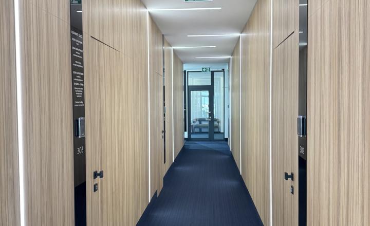 RealityKolesár prenajíma priestor 35m2 Dunajská pri SPP Košice IV JUH. - fotografia 5
